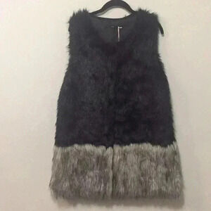Warm and Fuzzy Faux Fur Fully Lined Vest- Size M